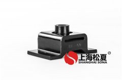 我們?cè)趺礃友b置橡膠減震器？